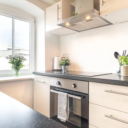Апартаменты Lexapartments☆apartment Am Marktplatz☆2 Zimmer☆55qm Байройт